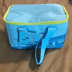 Trader Joe’s mini insulated bag light blue w/ lime green zipper NEW lunch bag